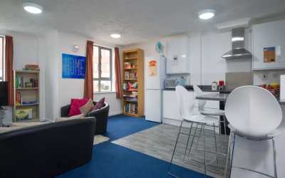 Obóz młodzieżowy, CAMBRIDGE - kurs języka angielskiego Cambridge (Wielka Brytania) 12-17 lat