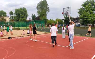 Obóz młodzieżowy, Dąbki - obóz "Wakacje na luzie" OW Duet, 10 dni 14-18 lat